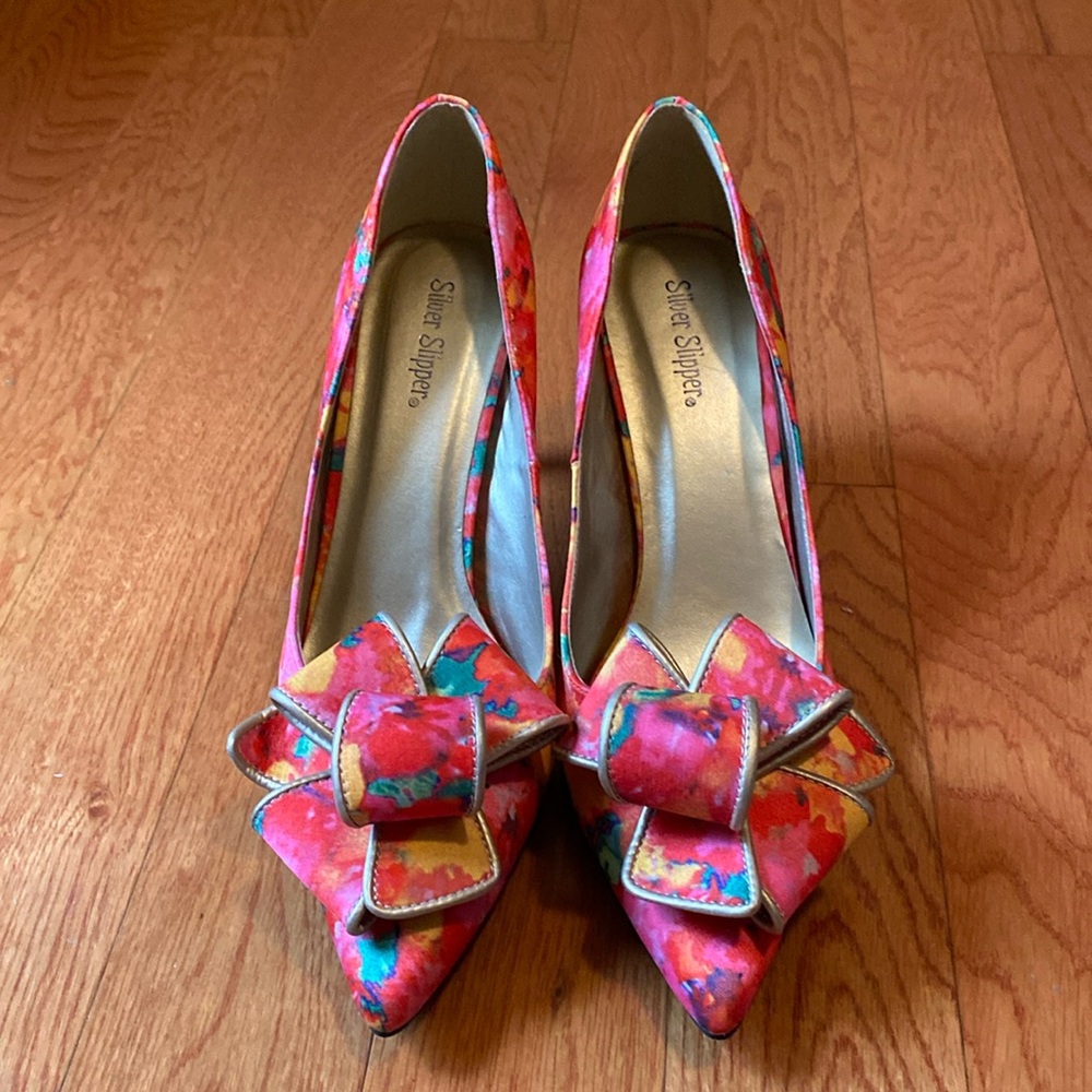 Floral Pumps